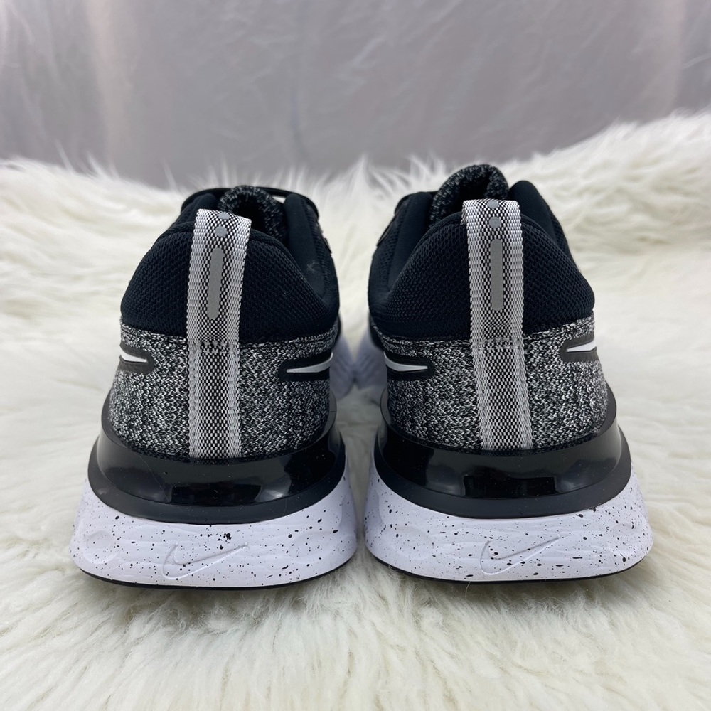 Men's Nike React Infinity Run Flyknit 3 Black and White Sneakers - Picture 3 of 7